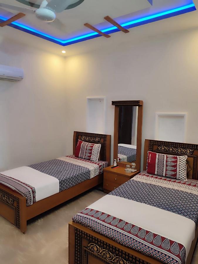Lavish Residency Guest House Fasial Town Rawalpindi Esterno foto