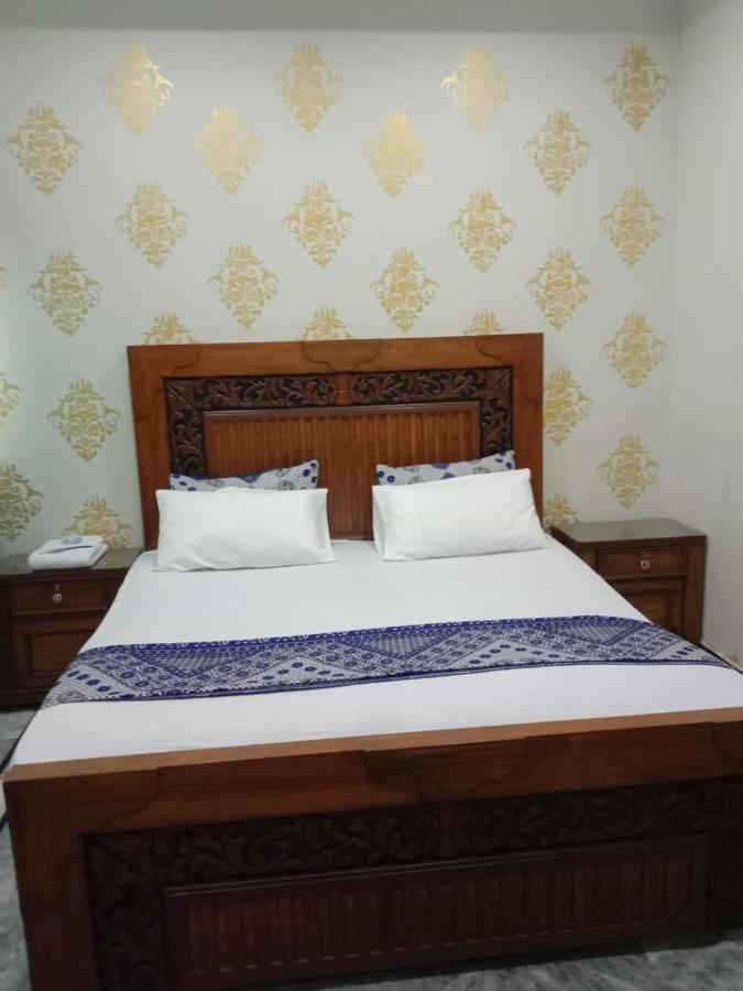 Lavish Residency Guest House Fasial Town Rawalpindi Esterno foto