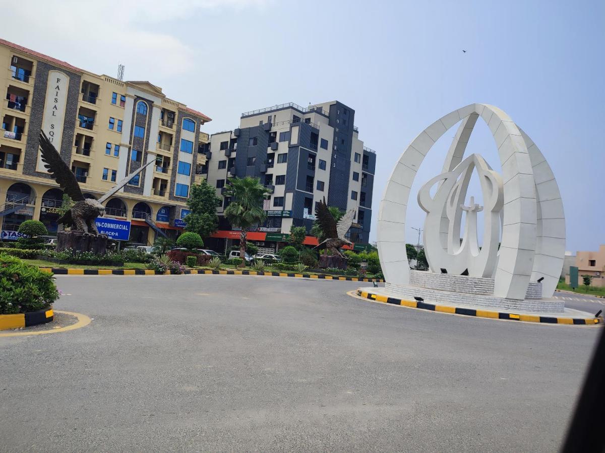 Lavish Residency Guest House Fasial Town Rawalpindi Esterno foto
